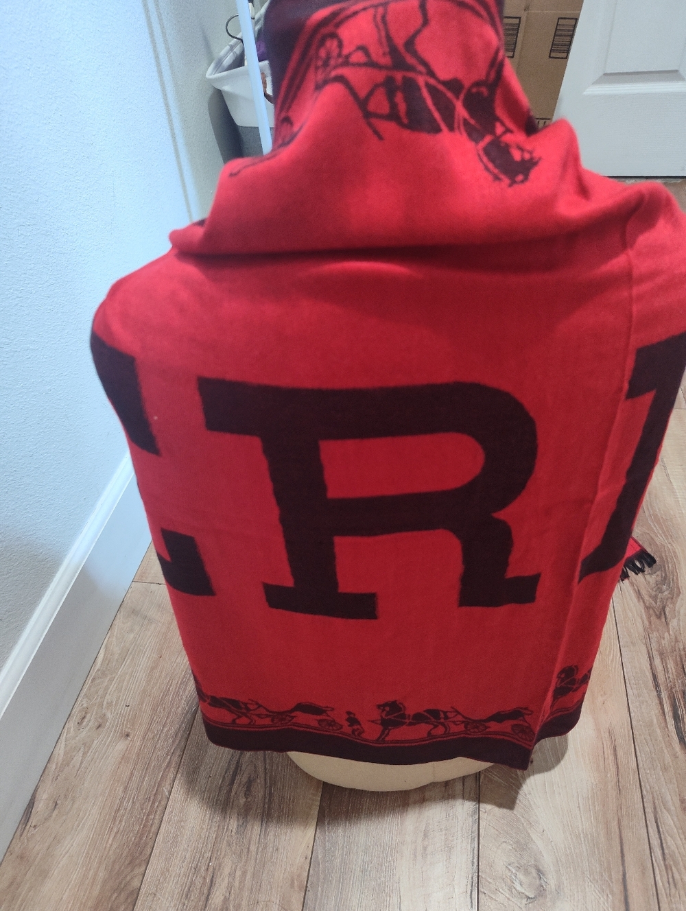 Equestrian Red Cashmere/Silk Wrap/Scarf - Picture 5 of 11